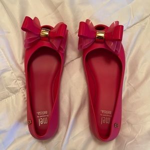 NEW Mel Dreamed by Melissa dark pink shoes Size 1
